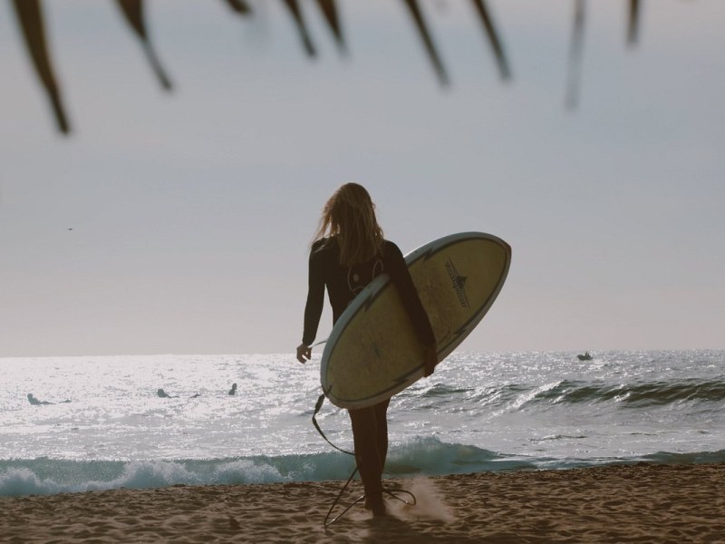Surfing in Arugam Bay